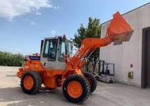 Gumikerekes homlokrakodók Fiat-Hitachi FR 70