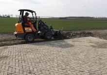 Gumikerekes homlokrakodók Giant G1500