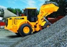 Gumikerekes homlokrakodók Hyundai HL 740