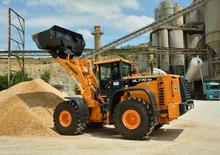 Gumikerekes homlokrakodók Hyundai HL 770-9 A