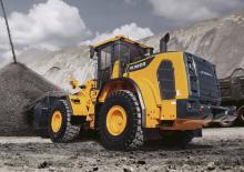 Gumikerekes homlokrakodók Hyundai HL960A