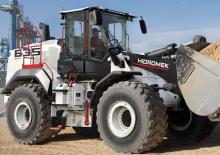 Gumikerekes homlokrakodók Hidromek HMK 635 WL