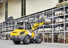 Gumikerekes homlokrakodók Liebherr L 506 Compact