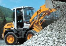 Gumikerekes homlokrakodók Liebherr L 507