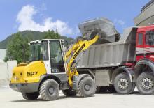 Gumikerekes homlokrakodók Liebherr L 507 Stereo