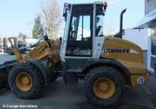 Gumikerekes homlokrakodók Liebherr L 510