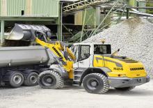Gumikerekes homlokrakodók Liebherr L 524 Z