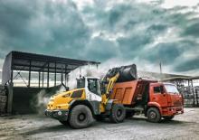 Gumikerekes homlokrakodók Liebherr L 538 Plus