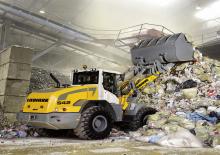 Gumikerekes homlokrakodók Liebherr L 542