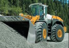 Gumikerekes homlokrakodók Liebherr L 574 2+2