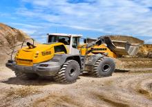 Gumikerekes homlokrakodók Liebherr L 586 XPower