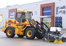 Gumikerekes homlokrakodók Ljungby L 9