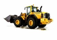 Gumikerekes homlokrakodók Volvo L120F