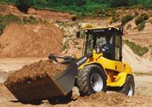 Gumikerekes homlokrakodók Volvo L30B ZSX Pro