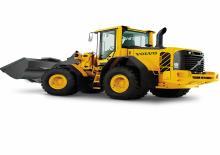 Gumikerekes homlokrakodók Volvo L90F