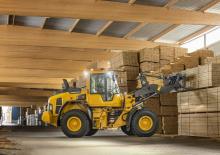 Gumikerekes homlokrakodók Volvo L90H