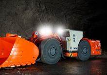 Gumikerekes homlokrakodók TORO LH 410