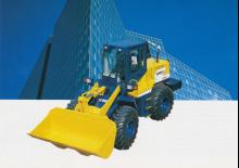 Gumikerekes homlokrakodók Kobelco LK550