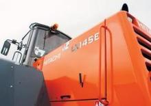 Gumikerekes homlokrakodók Hitachi LX 145 E