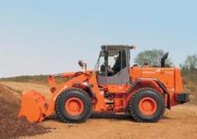 Gumikerekes homlokrakodók Hitachi LX 170 E