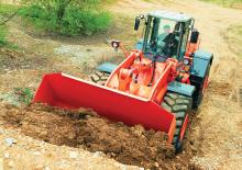 Gumikerekes homlokrakodók Hitachi LX 290 E