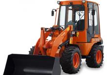 Gumikerekes homlokrakodók Kubota R630E