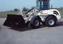 Gumikerekes homlokrakodók Terex-Schaeff SKL 834