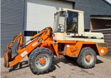 Gumikerekes homlokrakodók Terex-Schaeff SKL 863