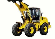 Gumikerekes homlokrakodók New Holland W 130 Evolution