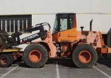 Gumikerekes homlokrakodók Fiat-Hitachi W 130 PL