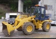 Gumikerekes homlokrakodók Komatsu W 170-1