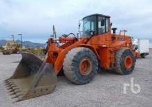 Gumikerekes homlokrakodók Fiat-Hitachi W 230