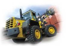 Gumikerekes homlokrakodók Komatsu W 260-1