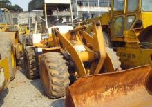 Gumikerekes homlokrakodók Komatsu W 40-2