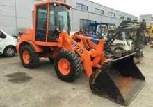 Gumikerekes homlokrakodók Fiat-Hitachi W 70 H