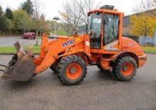 Gumikerekes homlokrakodók Fiat Kobelco W 80