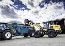 Gumikerekes homlokrakodók New Holland W170D ZB
