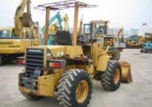Gumikerekes homlokrakodók Komatsu WA 70