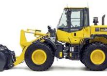 Gumikerekes homlokrakodók Komatsu WA200-7