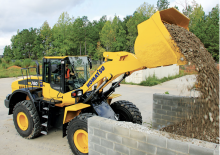 Gumikerekes homlokrakodók Komatsu WA380-7
