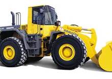Gumikerekes homlokrakodók Komatsu WA420-1
