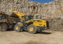 Gumikerekes homlokrakodók Komatsu WA500-7