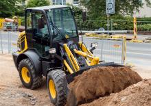 Gumikerekes homlokrakodók Komatsu WA80M-7