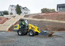 Gumikerekes homlokrakodók Wacker Neuson WL70