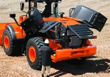 Gumikerekes homlokrakodók Hitachi ZW 220-5