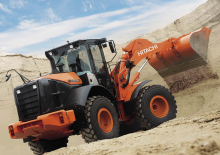 Gumikerekes homlokrakodók Hitachi ZW150-5B