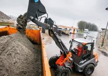 Gumikerekes homlokrakodók Hitachi ZW75-6
