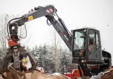 Gumikerekes kotrók Atlas 160 MH
