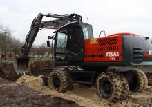 Gumikerekes kotrók Atlas 190 W