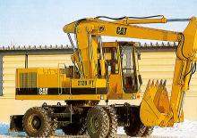 Gumikerekes kotrók Caterpillar 212B